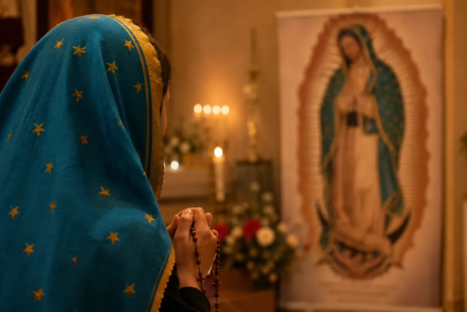 Rosario con el manto de la V. de Guadalupe